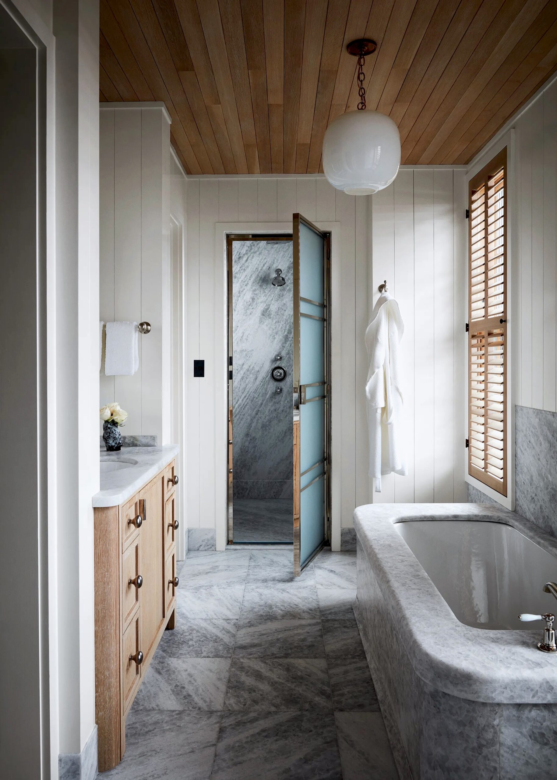 Timeless Lavatory Designs With A Twist