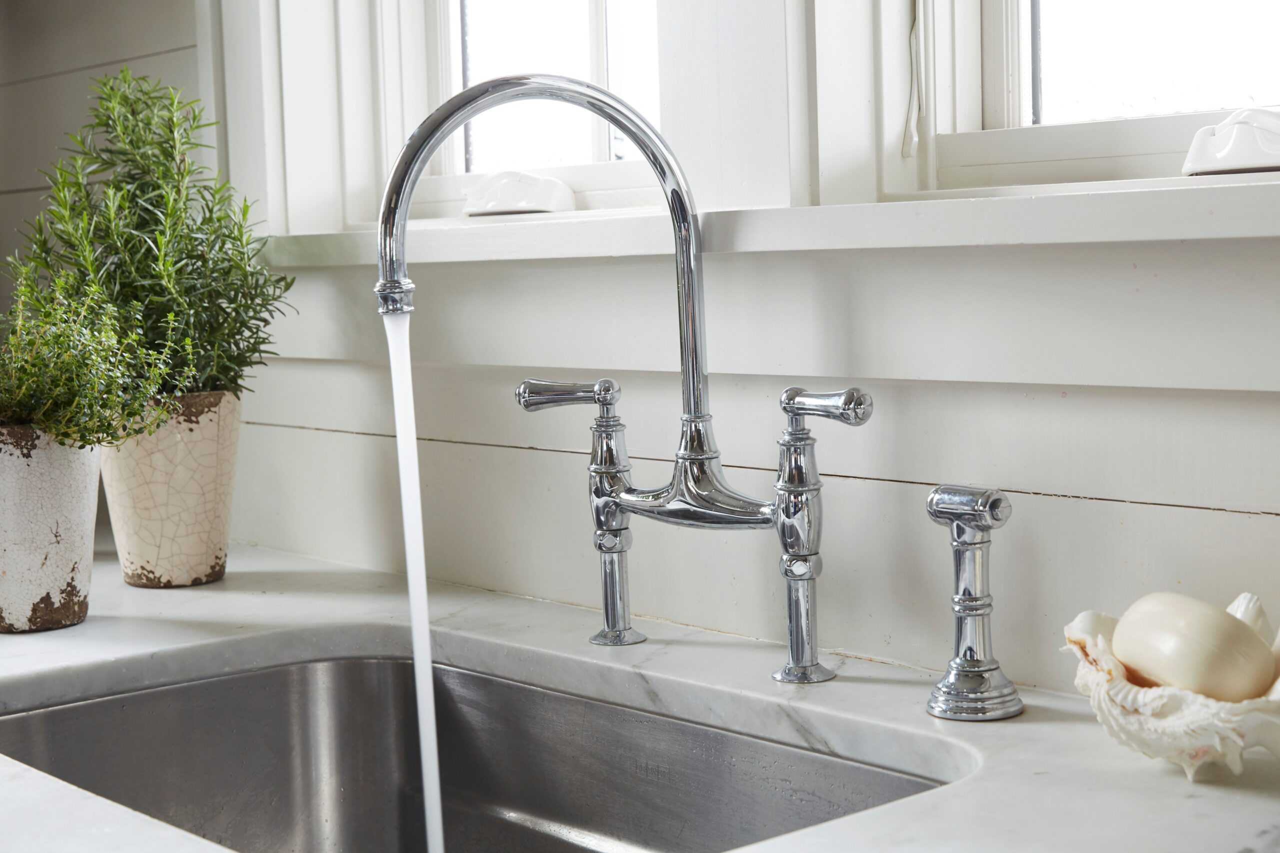 10 Strategies to Improve Low Water Pressure at Your Kitchen Sink